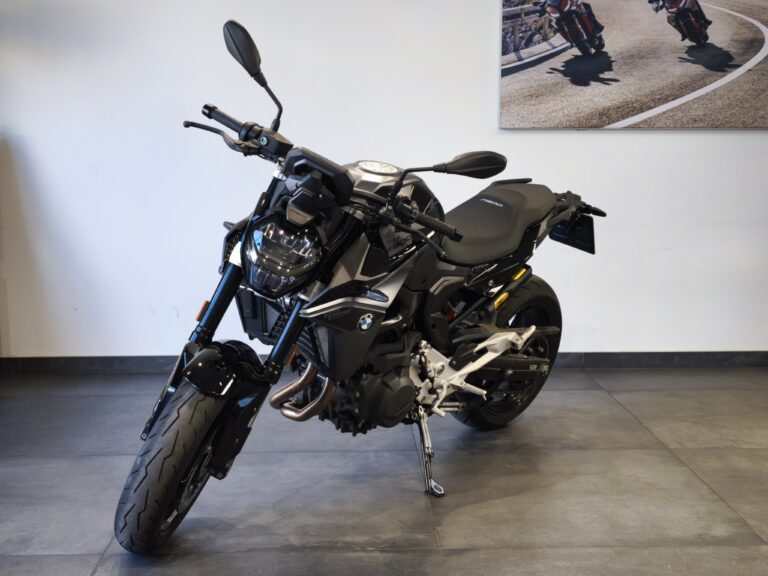BMW F 900 R