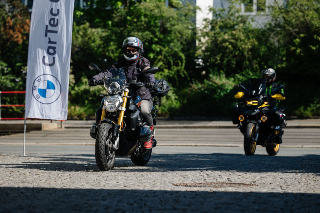 Zahájení motosezóny 2025 | Praha