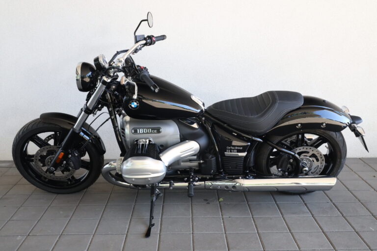 BMW R 18