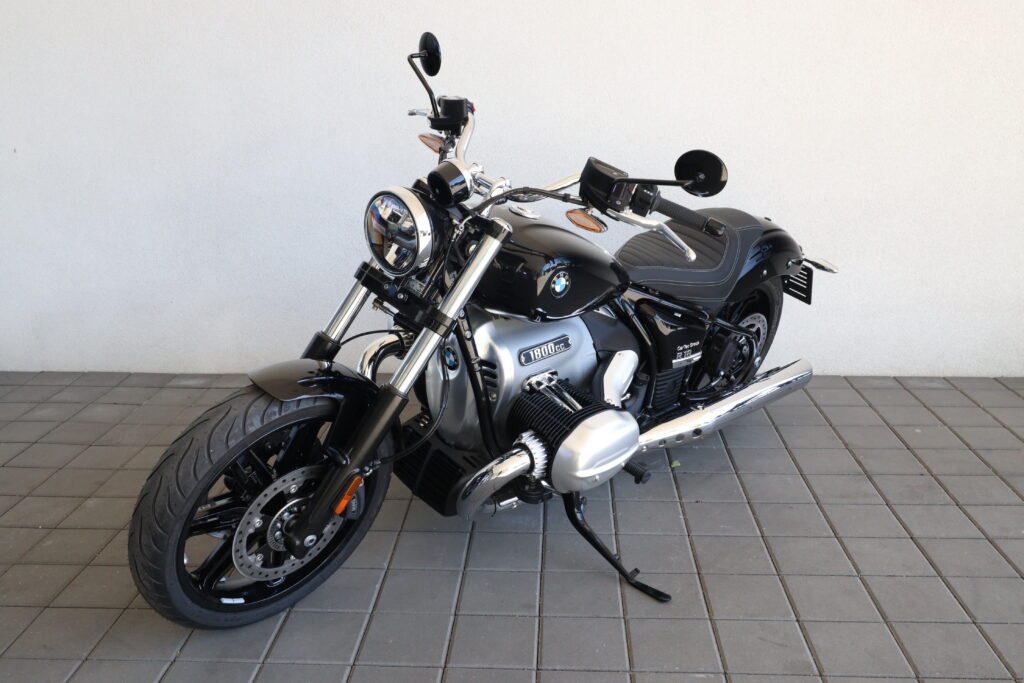 BMW R 18