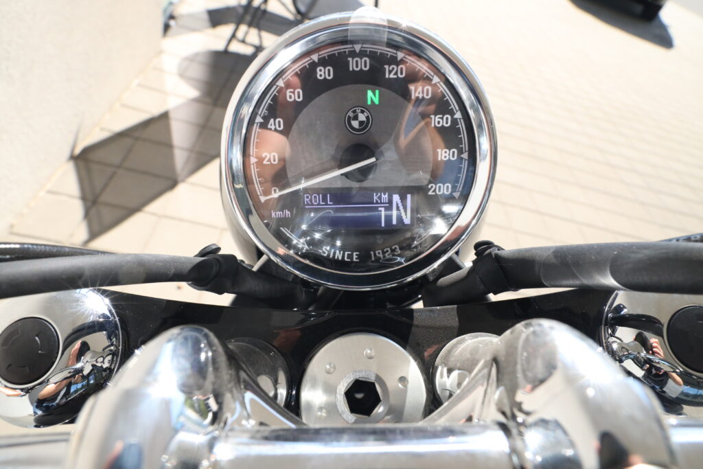 BMW R 18