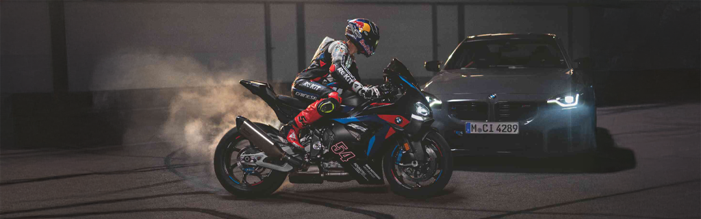 BMW M 1000 RR od 14 990 Kč měsíčně*