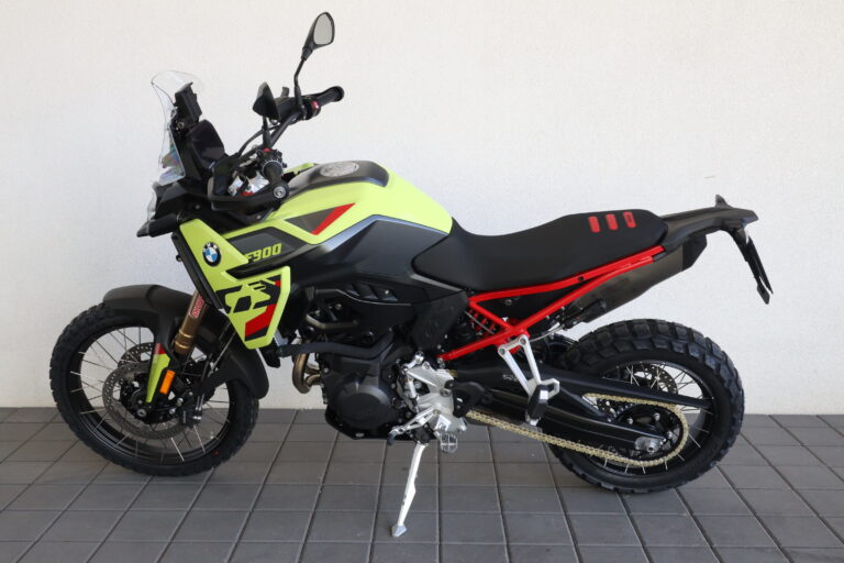 BMW F 900 GS