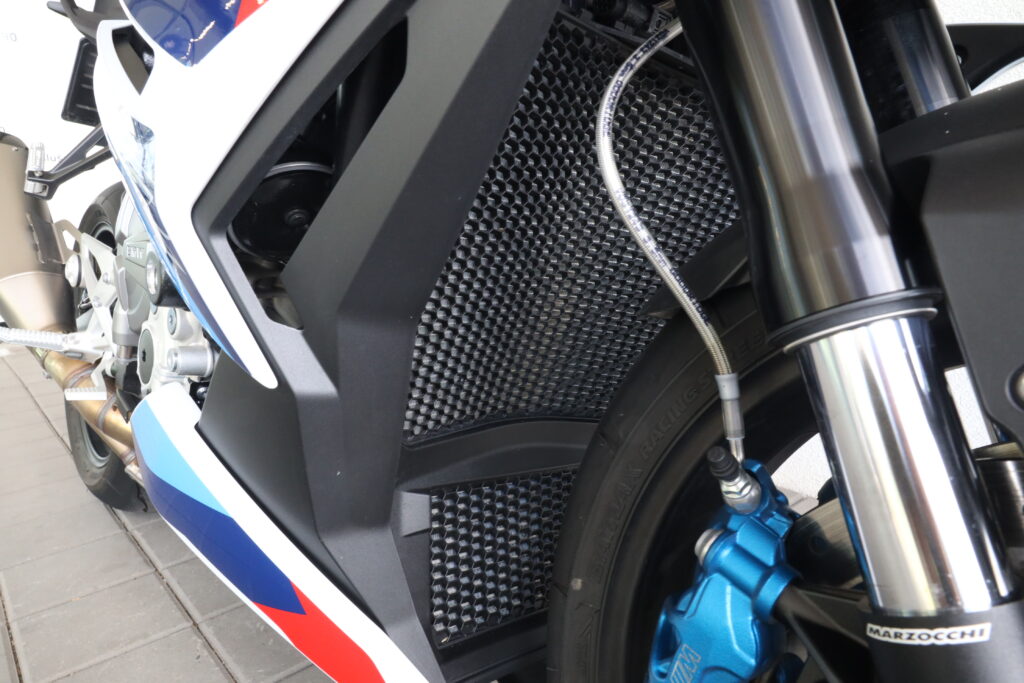 BMW M 1000 R