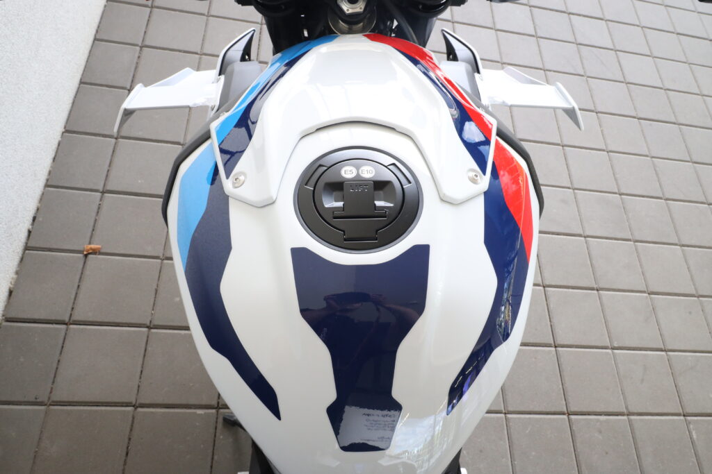 BMW M 1000 R