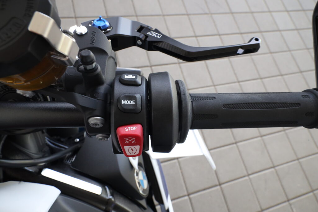BMW M 1000 R
