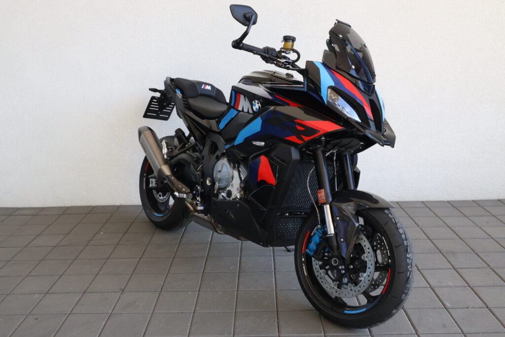 BMW M 1000 XR