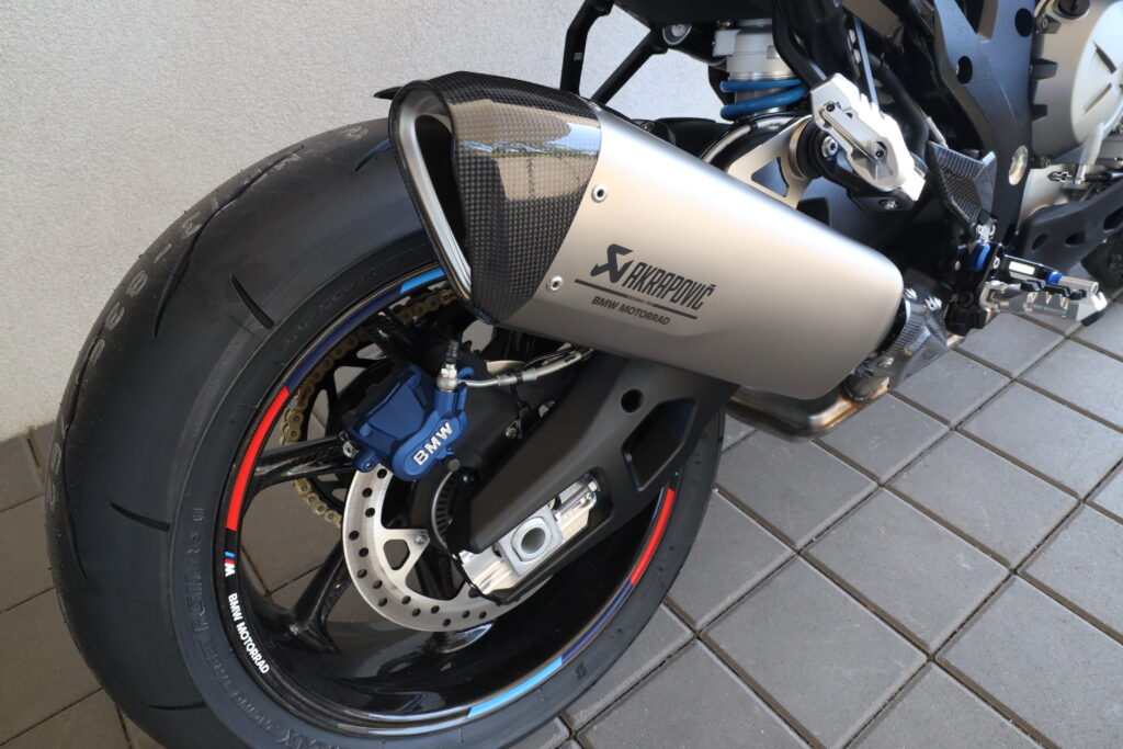 BMW M 1000 XR