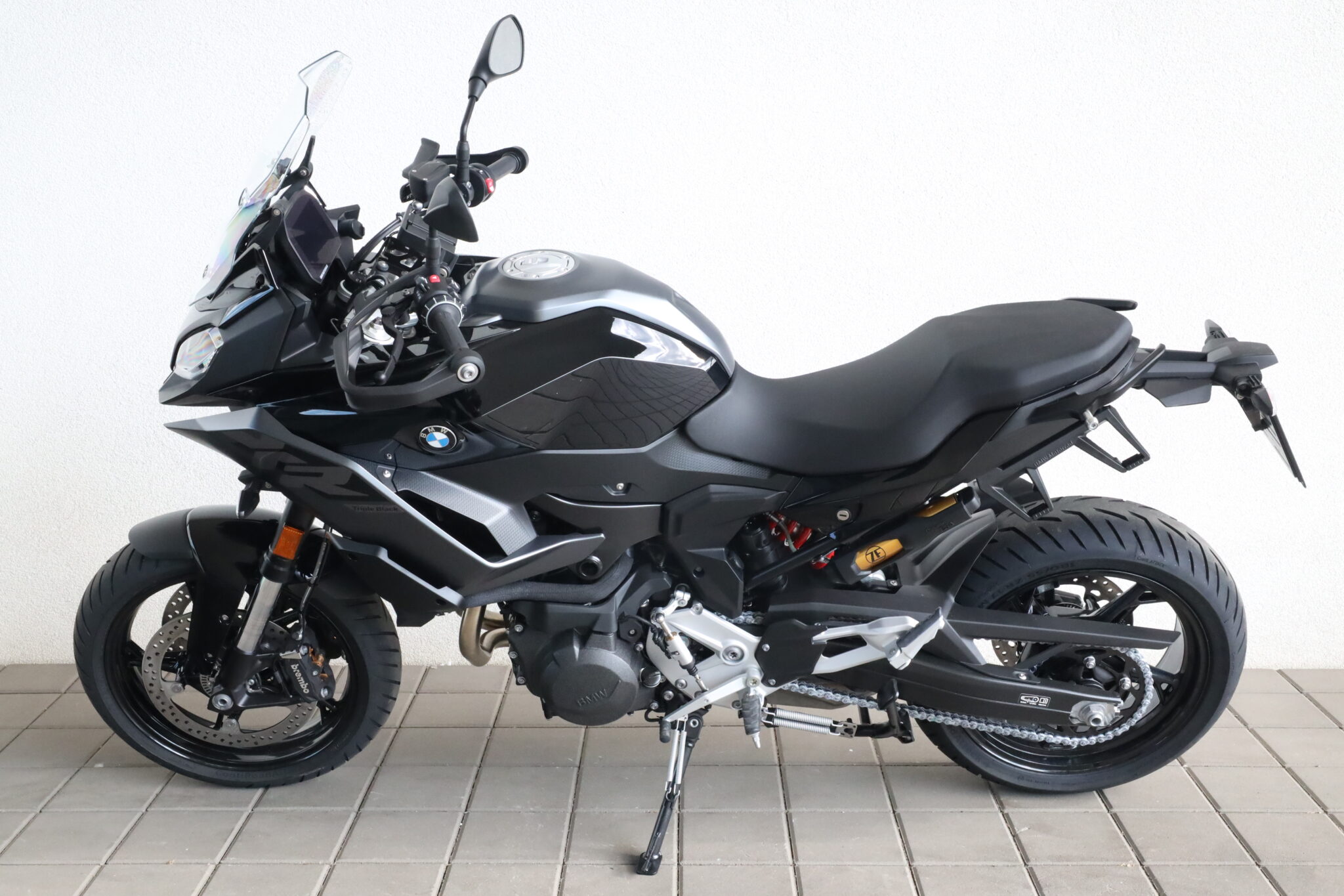 BMW F 900 XR