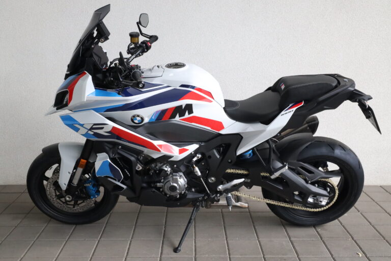 BMW M 1000 XR