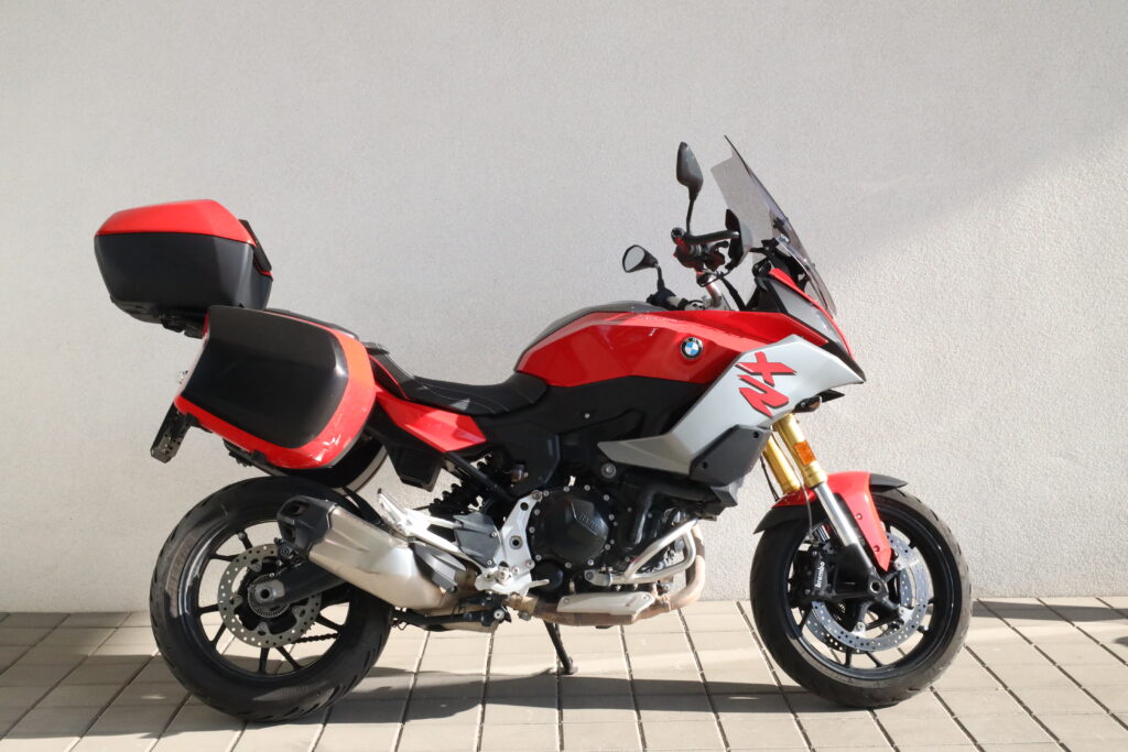 BMW F 900 XR