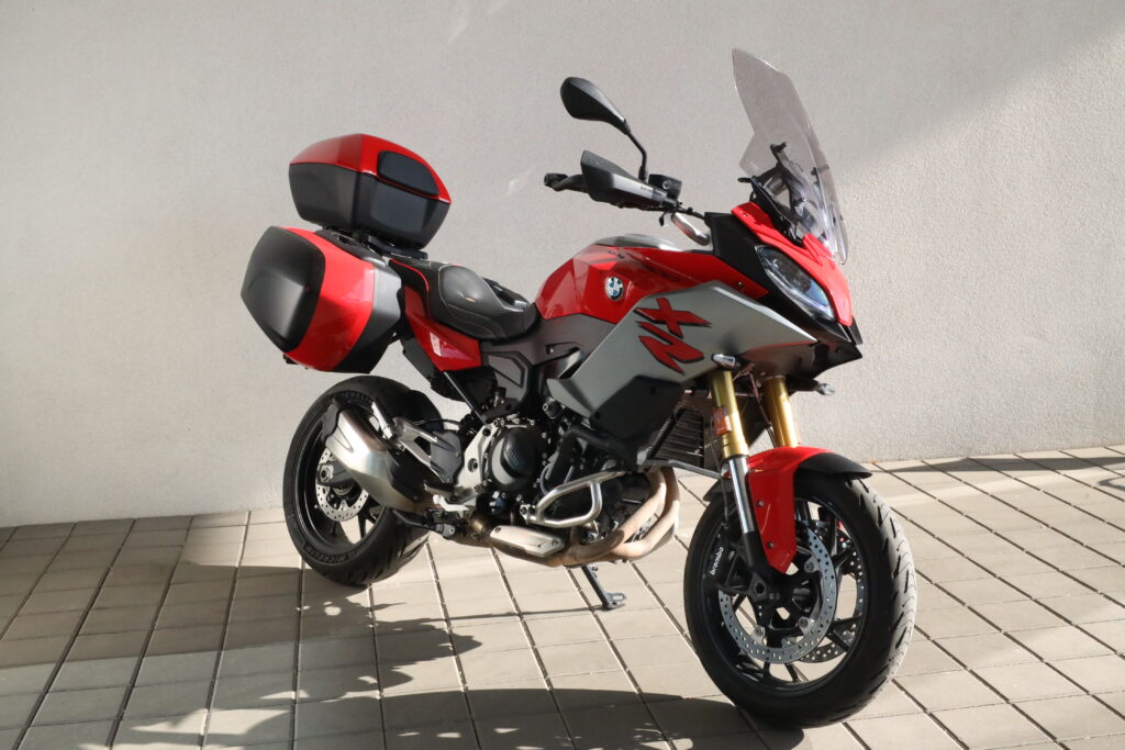 BMW F 900 XR