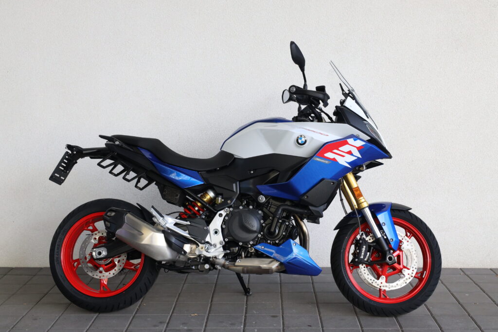 BMW F 900 XR
