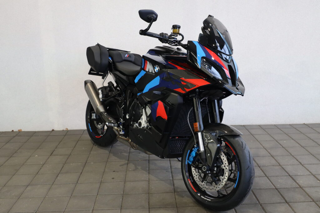 BMW M 1000 XR