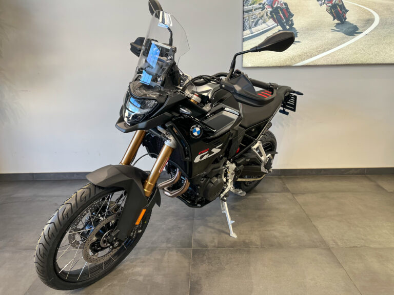 BMW F 900 GS