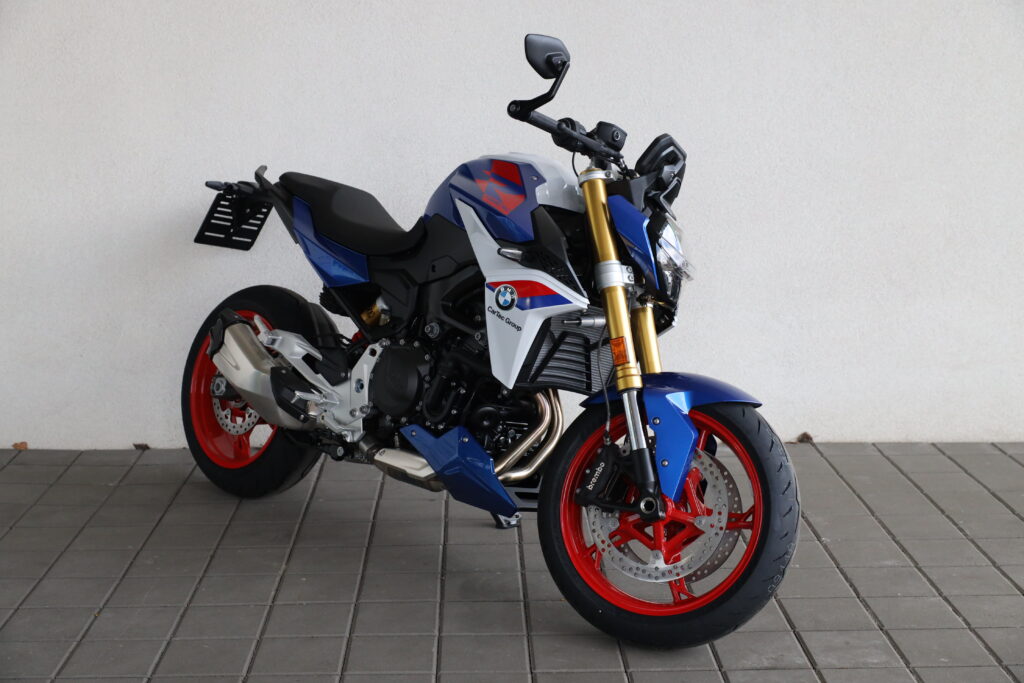 BMW F 900 R