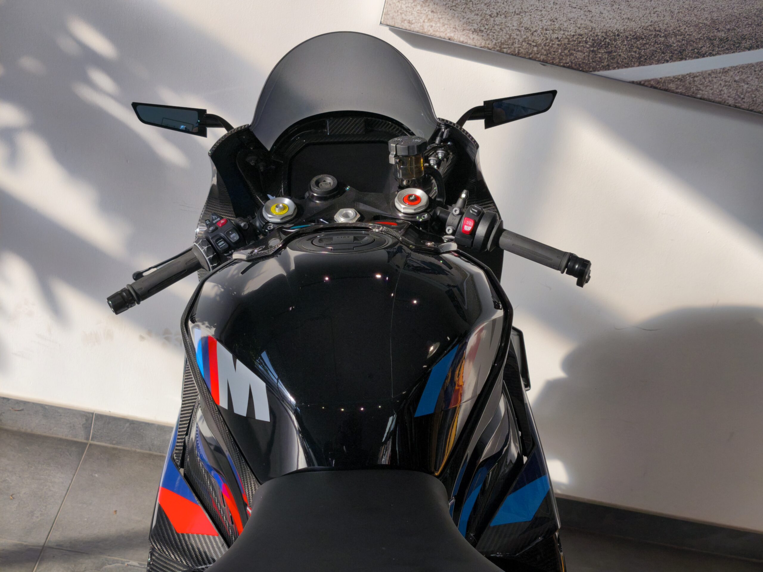 BMW M 1000 RR