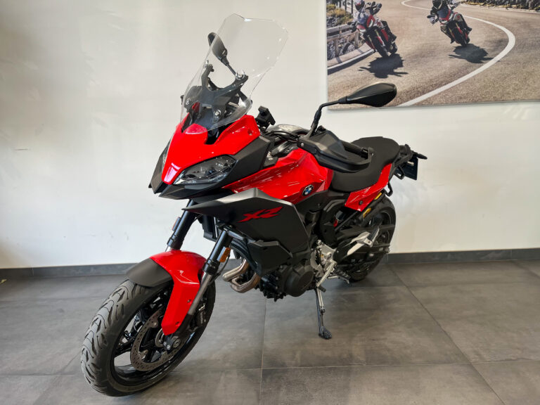BMW F 900 XR
