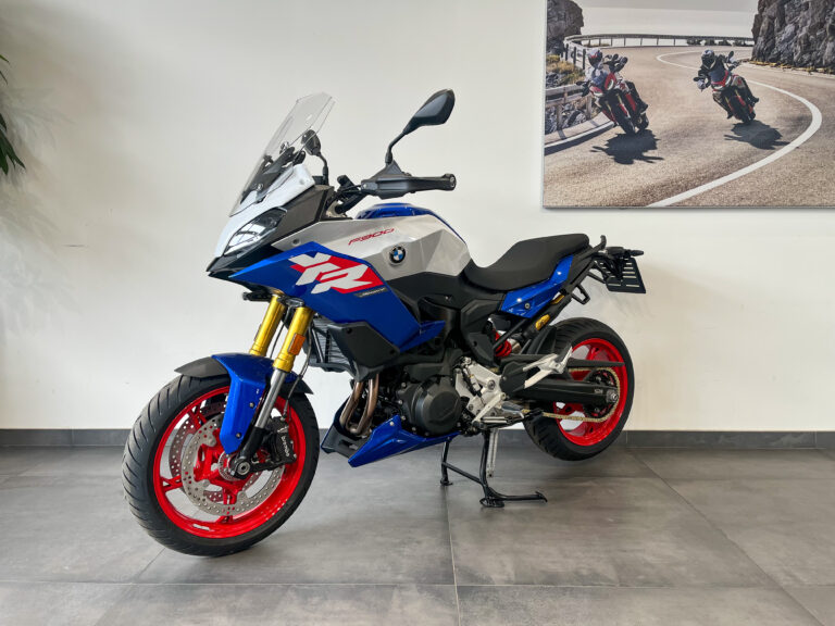 BMW F 900 XR