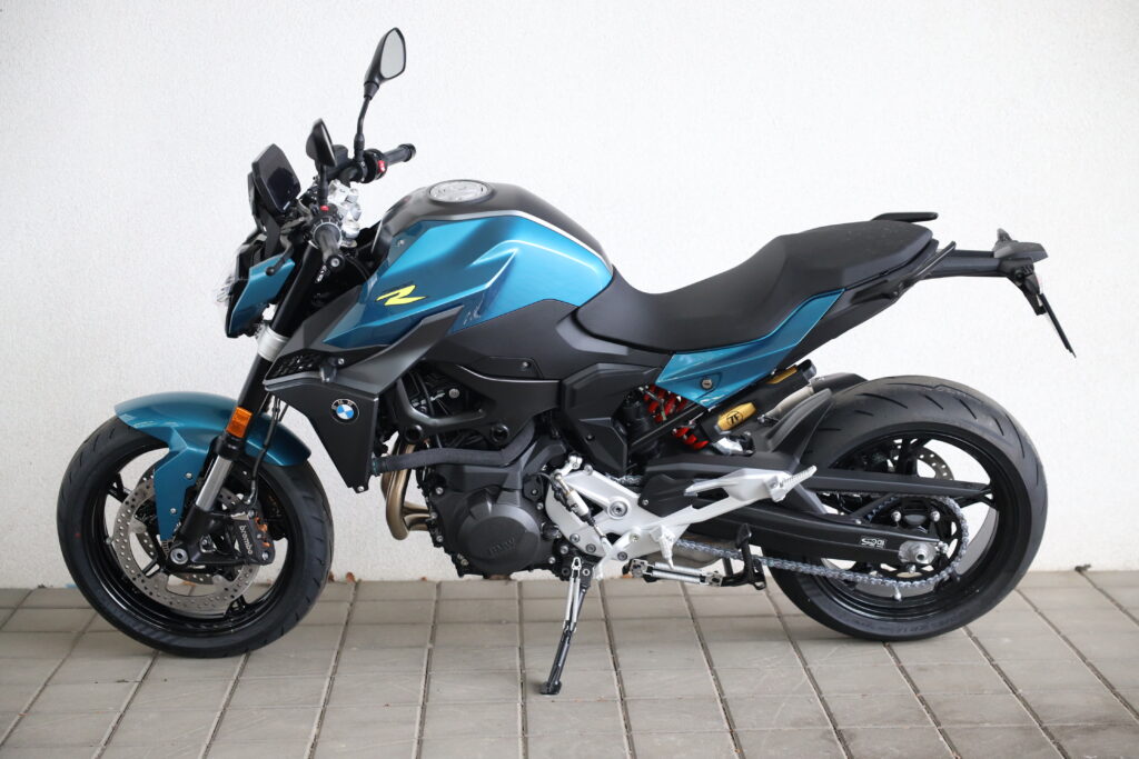 BMW F 900 R