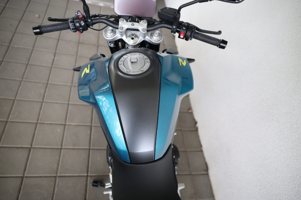 BMW F 900 R