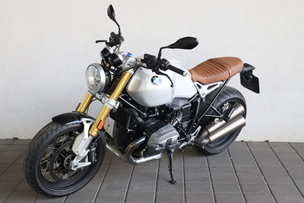 BMW R nineT