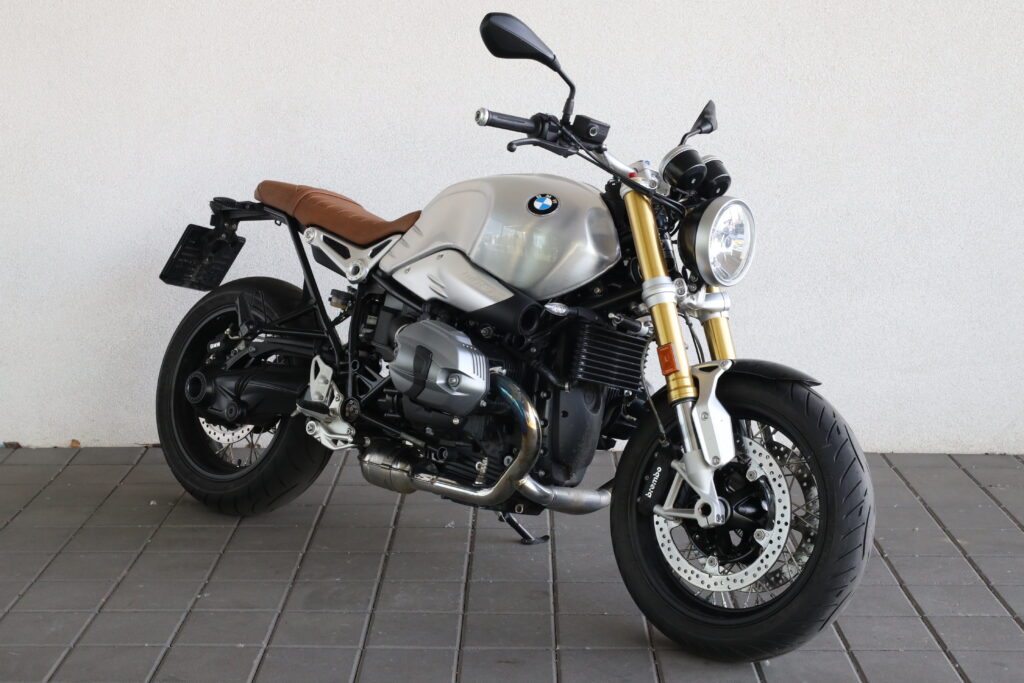 BMW R nineT