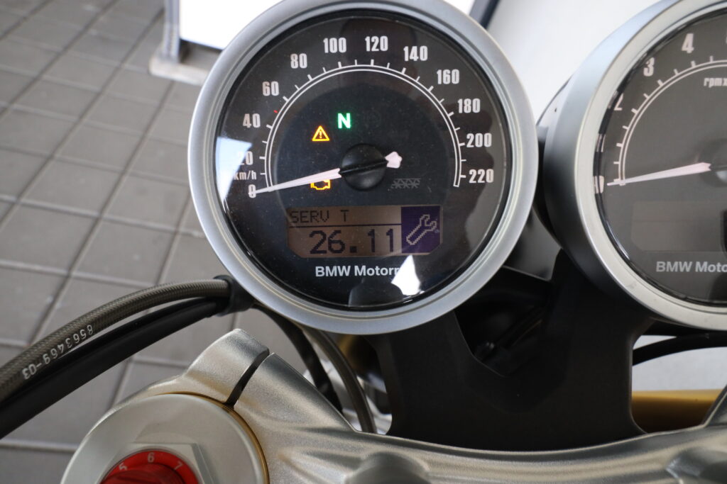 BMW R nineT