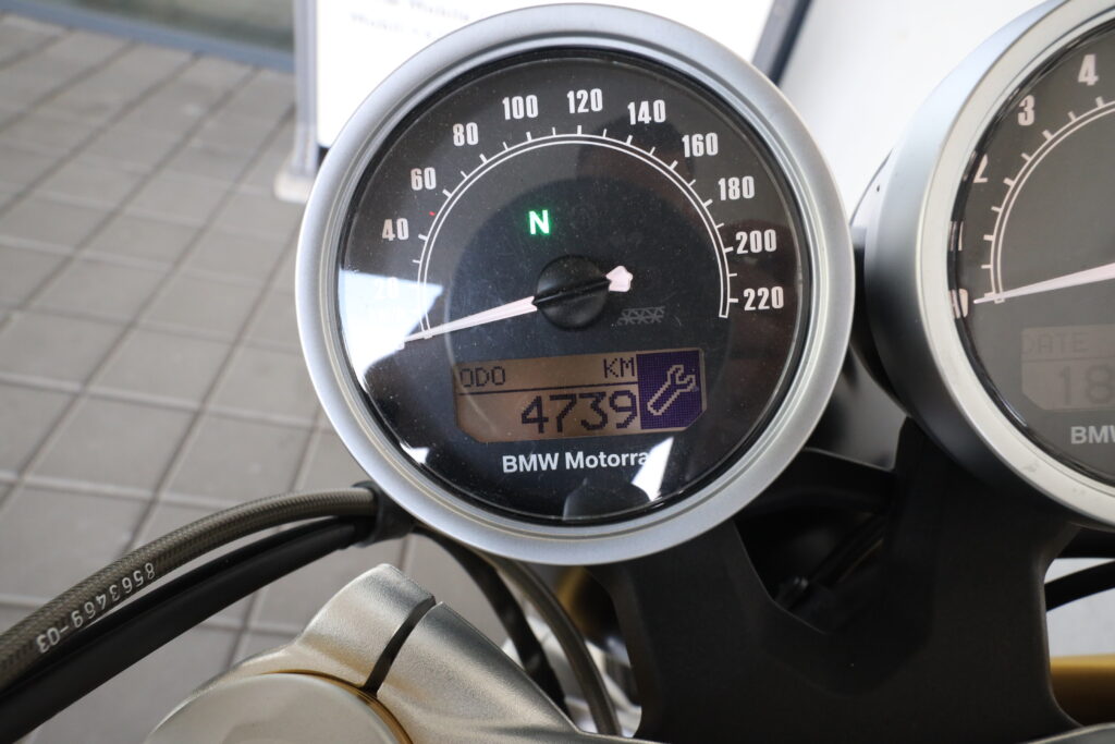 BMW R nineT