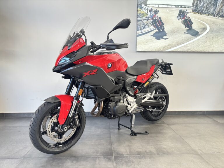 BMW F 900 XR