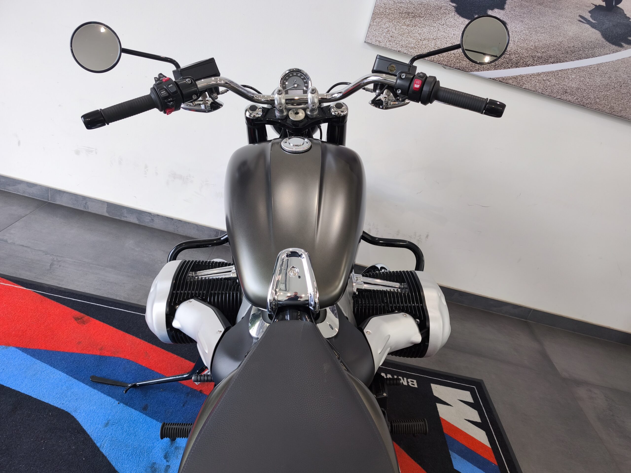 BMW R 18 First Edition