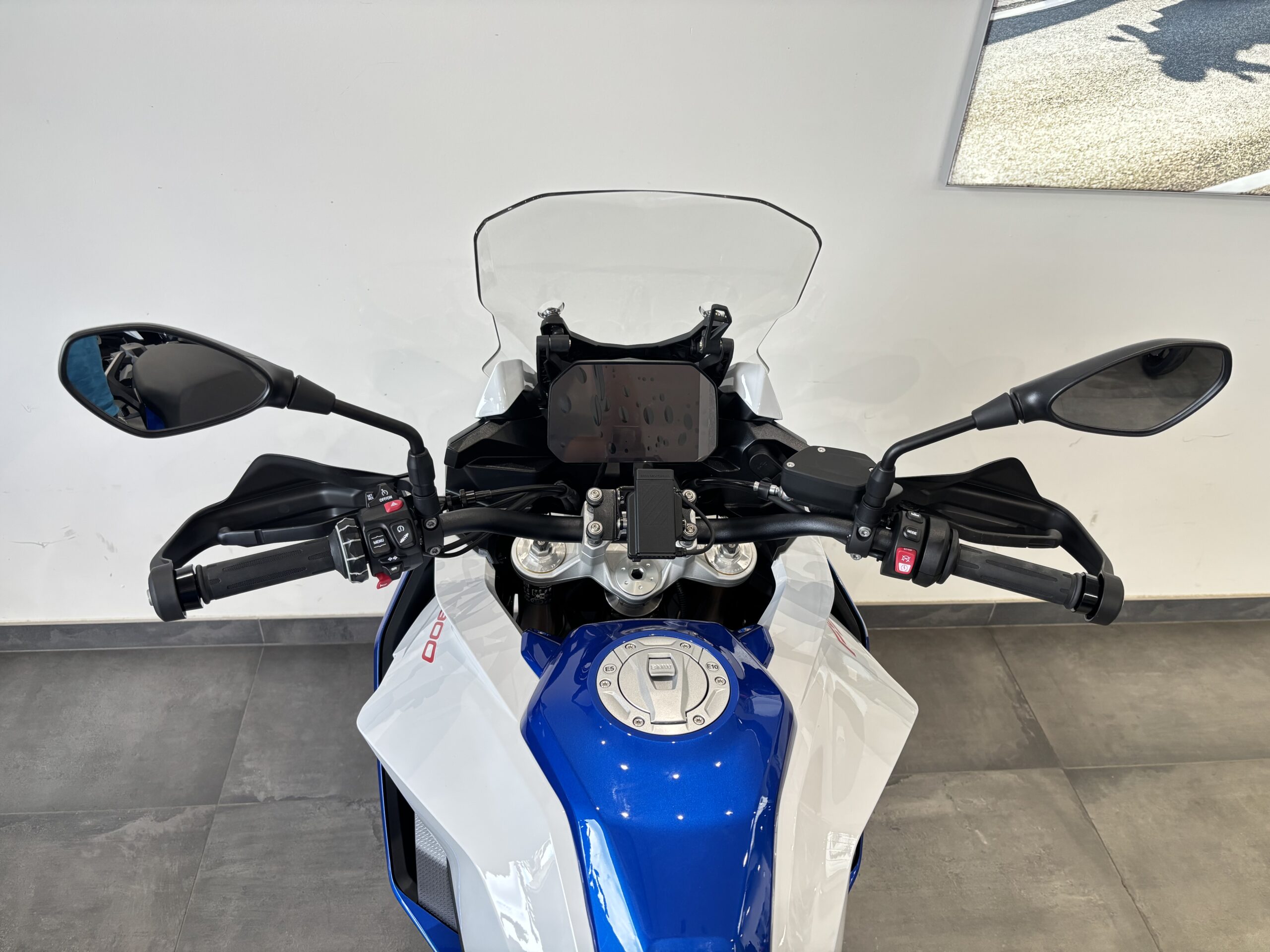 BMW F 900 XR