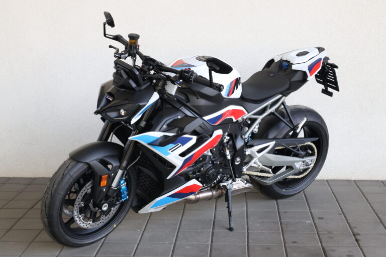 BMW M 1000 R