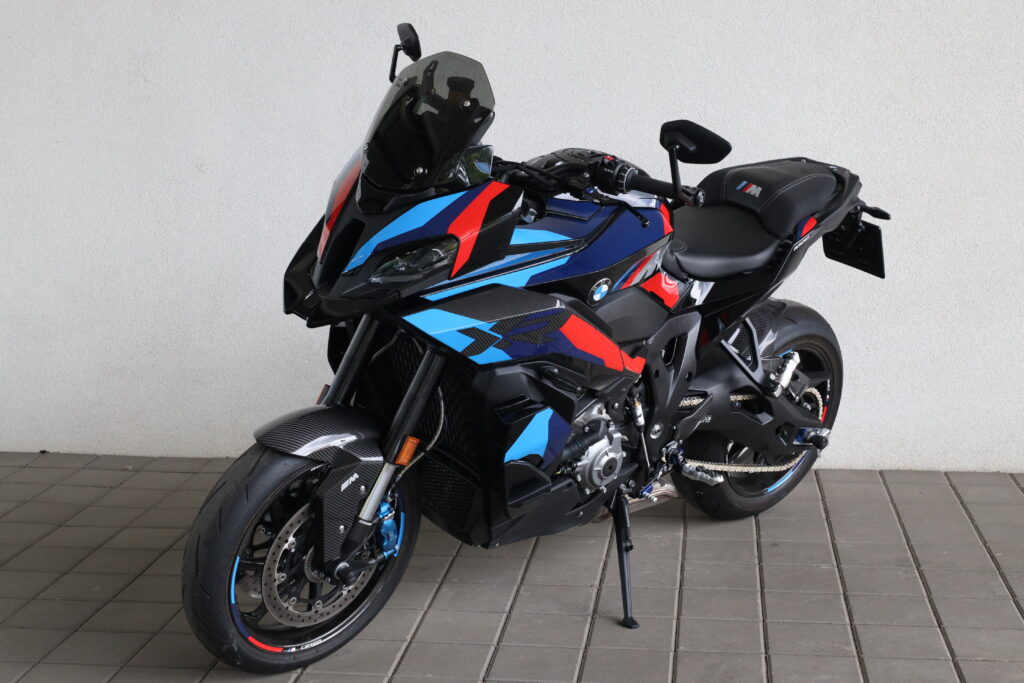 BMW M 1000 XR