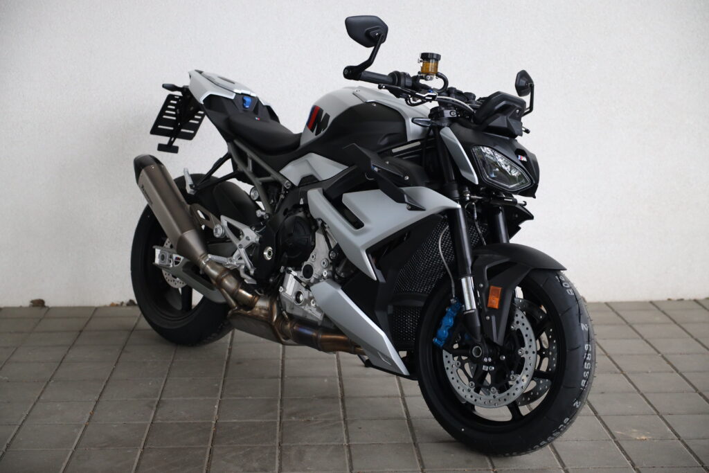 BMW M 1000 R
