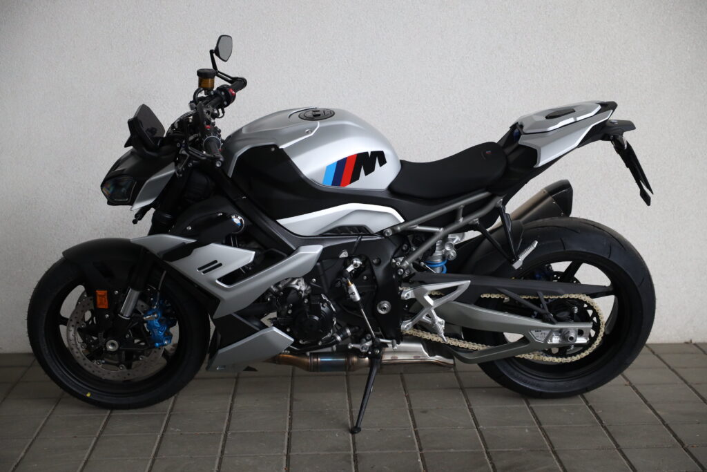 BMW M 1000 R