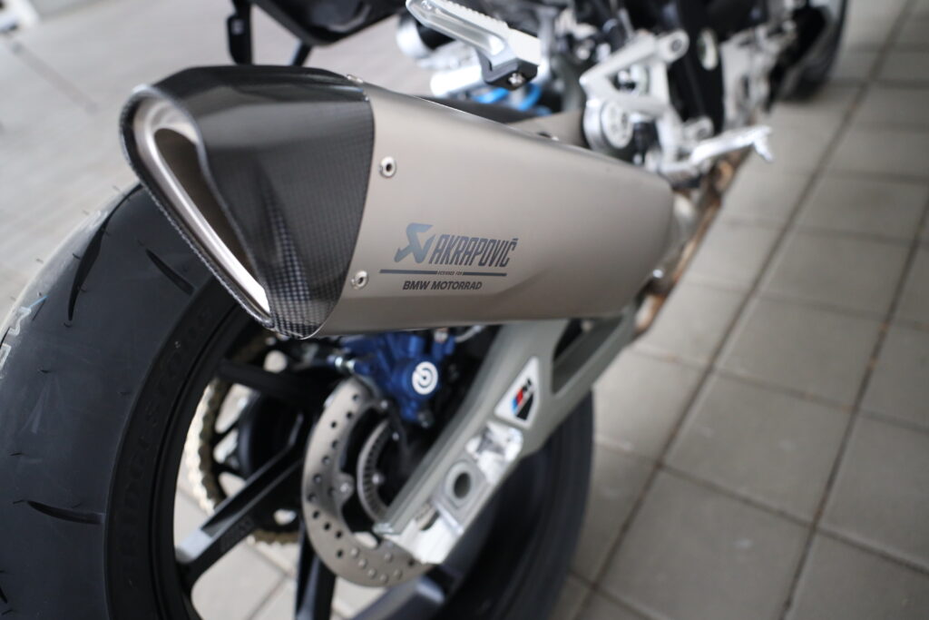 BMW M 1000 R