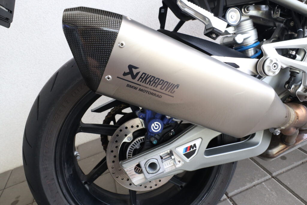BMW M 1000 R
