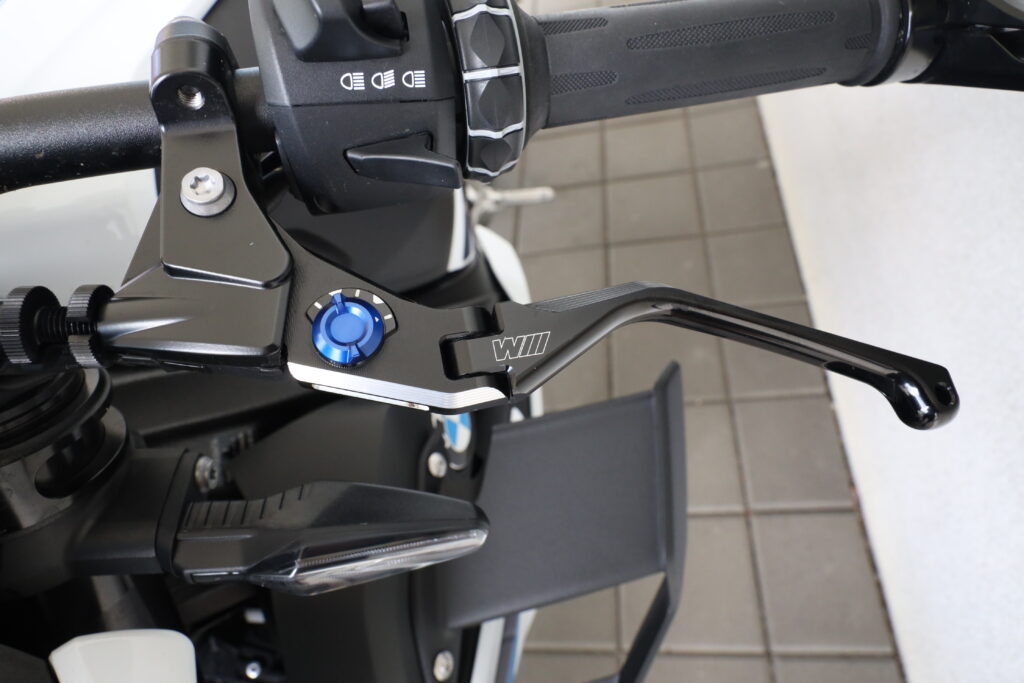 BMW M 1000 R