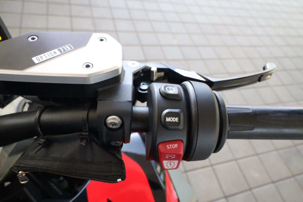 BMW R 1300 R