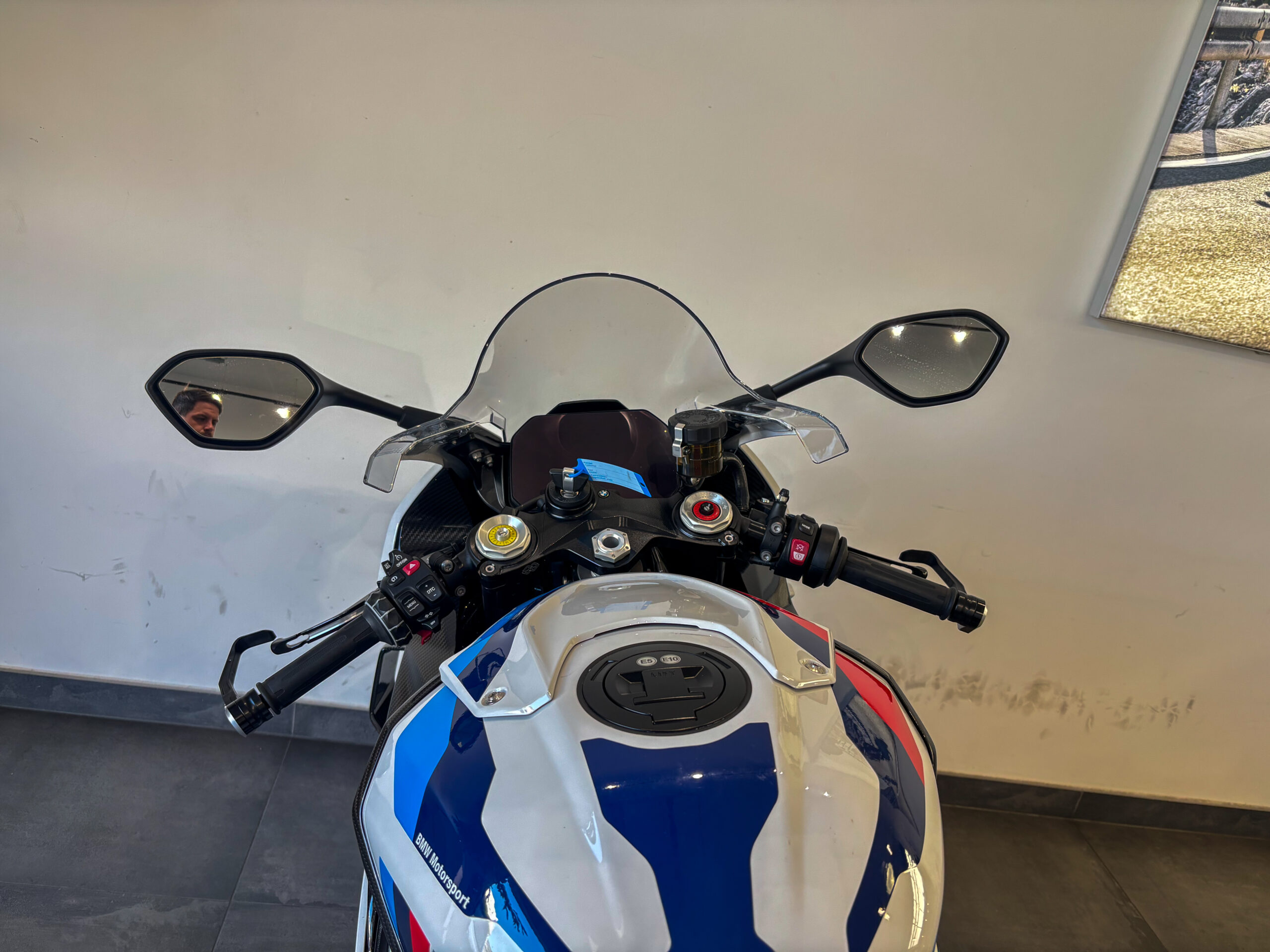 BMW M 1000 RR