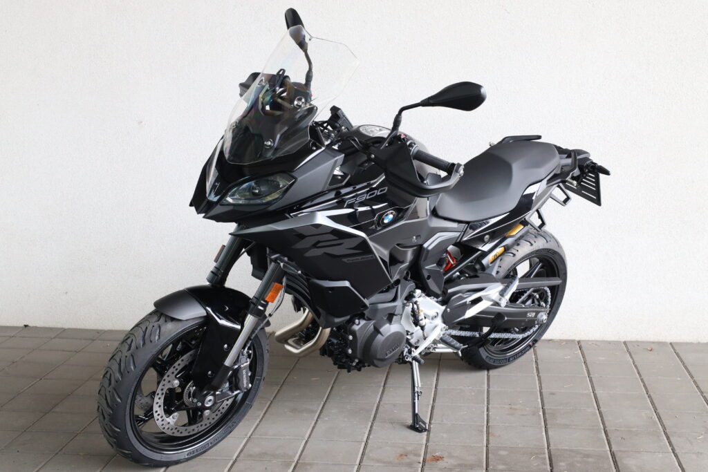 BMW F 900 XR