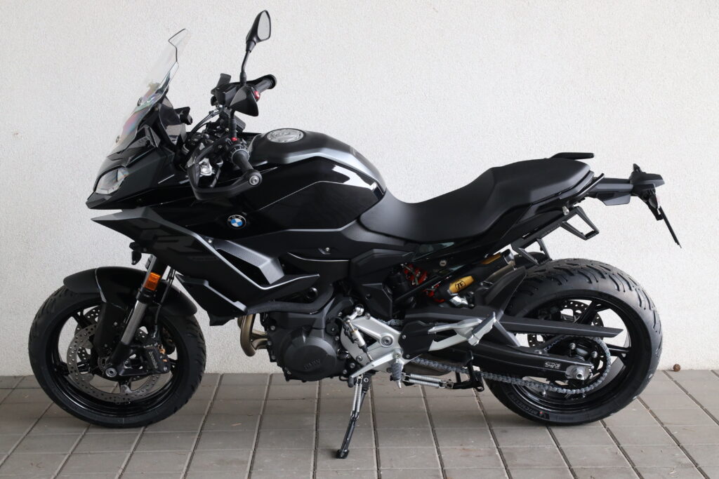BMW F 900 XR