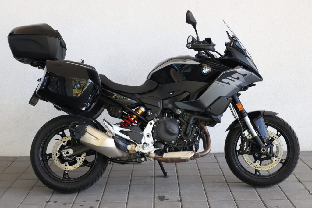 BMW F 900 XR