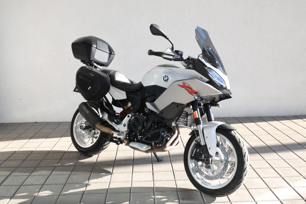 BMW F 900 XR