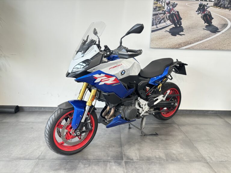 BMW F 900 XR