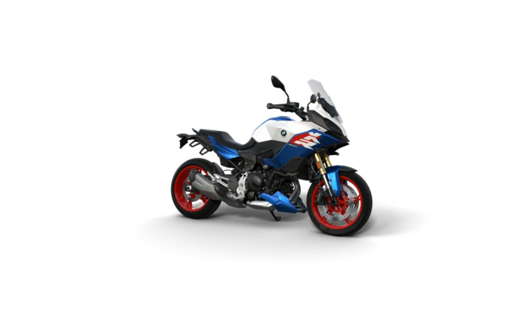 BMW F 900 XR