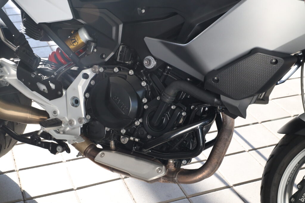BMW F 900 XR