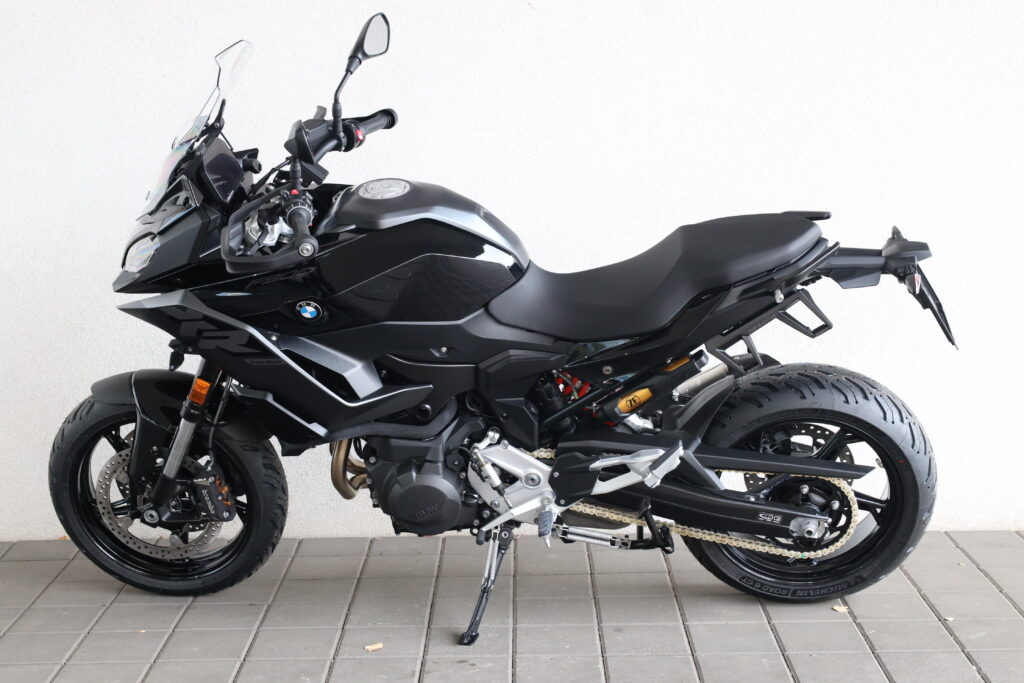 BMW F 900 XR