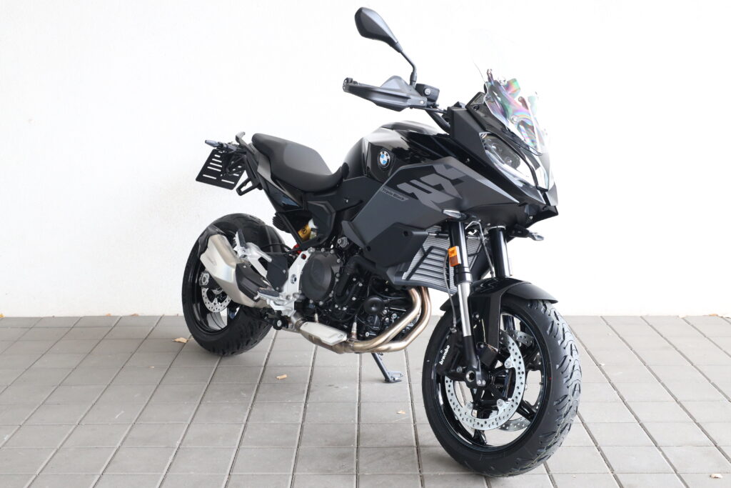 BMW F 900 XR